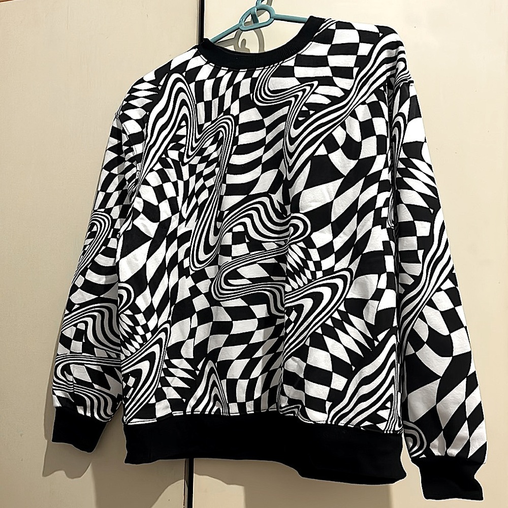 Brand new Artistic fleece sweatshirt